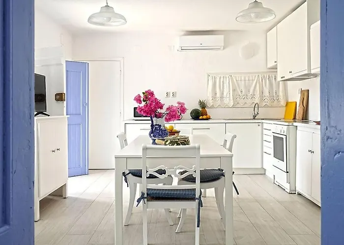 Pleiades Bay Leros فيلة