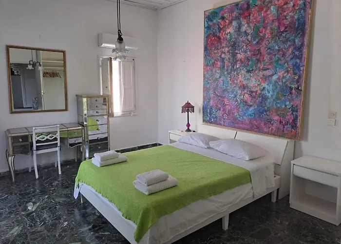 Pleiades Bay Leros أليندا